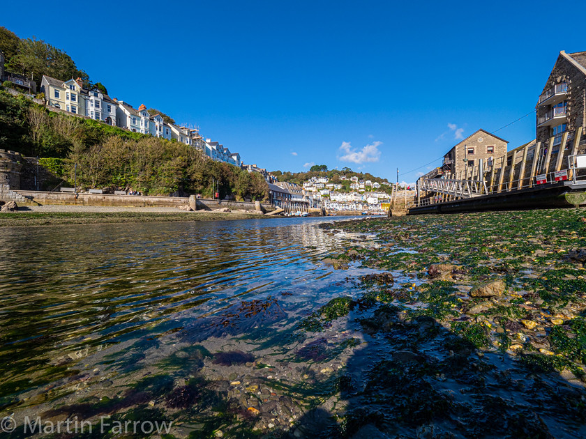 9292325 
 OLYMPUS DIGITAL CAMERA 
 Keywords: Cornwall, Liskeard, Looe, autumn, beach, boats, coast, sun