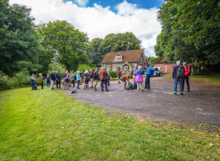 7067216 
 Keywords: 70th anniversary, Celebration, Cheriton, Flowr Pots, Ramblers, countryside, outdoors, party, summer, walk