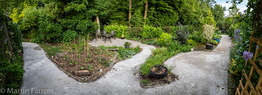 6103314-Pano 
 Keywords: Chandlers Ford, Hampshire, Leven Close, garden, outdoors, summer