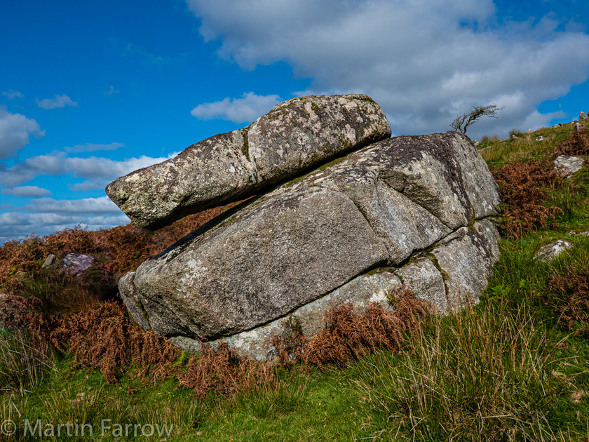 1100915 
 Keywords: Bodmin Moor, Cheesewrings, Cornwall, Liskeard, autumn, rock stacks, sun