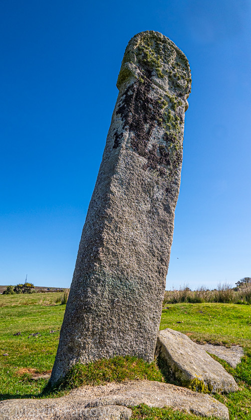 9272264 
 OLYMPUS DIGITAL CAMERA 
 Keywords: Bodmin Moor, Cheesewrings, Cornwall, Liskeard, autumn, sun